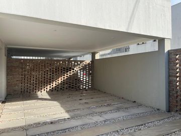 Duplex 3 dormitorios en VENTA - City Bell