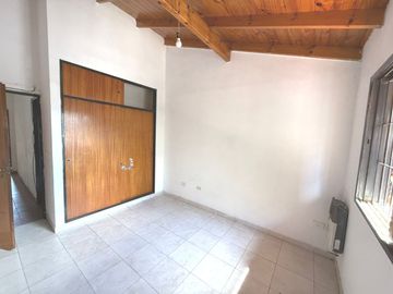 VENTA DÚPLEX 4 AMB AL FRENTE C/ COCHERA SAN MARTIN