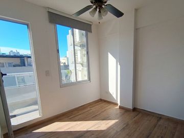 Venta depto 4 ambientes con dos cocheras V Urquiza