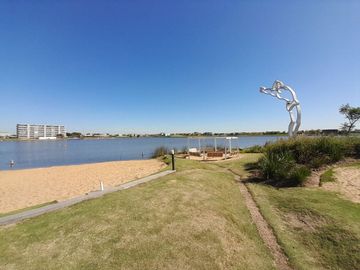 Lote al agua 1030 m2 Amarras Puertos Escobar