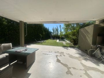 CASA EN VENTA EL QUIMILAR A TERMINAR