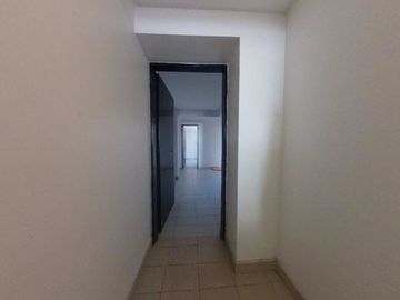 CASA VENTA LA PLATA 4 DORMITORIOS QUINCHO PILETA