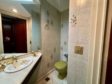 VENTA PISO EXCLUSIVO CENTRO. 4 DORM. APTO CREDITO
