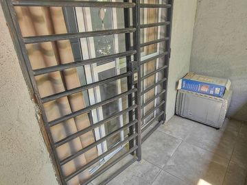 VENTA CASA DE 5 AMBIENTES – LOMAS DE ZAMORA