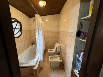 CASA EN VENTA EN PERGAMINO ESTILO COLONIAL