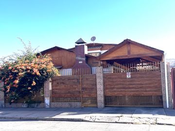 Casa en arriendo  en VALLENAR