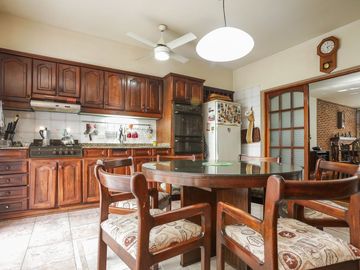 VENTA CASA 5 AMB CON COCHERA VILLA ORTUZAR