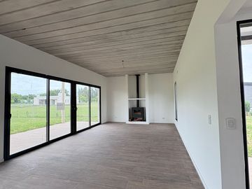 CASA EN VENTA A ESTRENAR LA FEDERALA, LOBOS