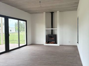 CASA EN VENTA A ESTRENAR LA FEDERALA, LOBOS