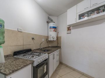 VENTA PH 3 AMBIENTES PB CON PATIO Y ENTRADA INDEP.