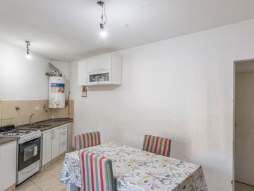 VENTA PH 3 AMBIENTES PB CON PATIO Y ENTRADA INDEP.