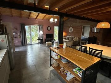 Casa en Pje. Golondrinas
