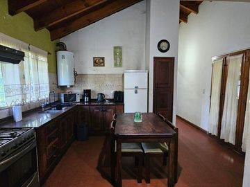 Casa 6 amb en Venta José C Paz lote 1586m2 parque