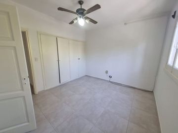 ALQUILER CASA ESQUINA SAN JOSE 3 DORM