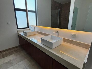 CASA EN VENTA EN MÉRIDA YUCATÁN EN LA ZONA COUNTRY