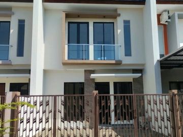 rungkut asri barat
