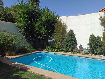 Casa en venta  en LAS CONDES