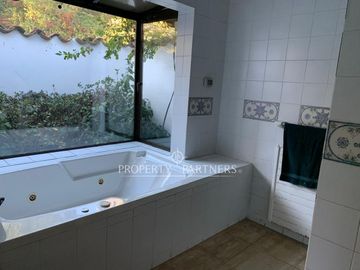 Preciosa casa en arriendo en Peñalolén. Lista para habitar!