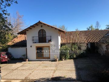 Preciosa casa en arriendo en Peñalolén. Lista para habitar!