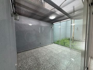 CASA EN VENTA EN FRACC. TORRES LINDAVISTA