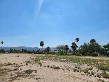TERRENO EN FRACCIONAMIENTO RESIDENCIAL MONTEBELLO