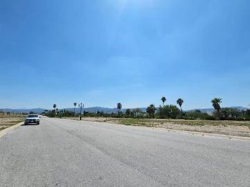 TERRENO EN FRACCIONAMIENTO RESIDENCIAL MONTEBELLO