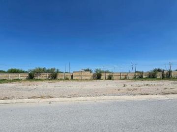 TERRENO EN FRACCIONAMIENTO RESIDENCIAL MONTEBELLO