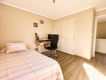 Venta casa en condominio Altos del parque