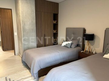 DEPARTAMENTO EN VENTA EN COL. SANTA MARIA EN MONTERREY