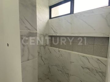 CASA EN VENTA EN CUMBRES ELITE PREMIER EN GARCIA FRACC. PIRINEOS