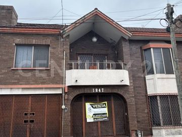 CASA EN VENTA EN COL. MITRAS CENTRO EN MONTERREY
