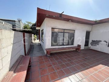 CASA EN VENTA EN COL. TALLERES EN MONTERREY
