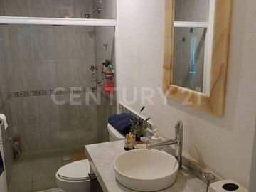VENTA DE CASA EN FRACCIONAMIENTO EN CHOLULA. PUEBLA MUY CERCA DE UDLAP