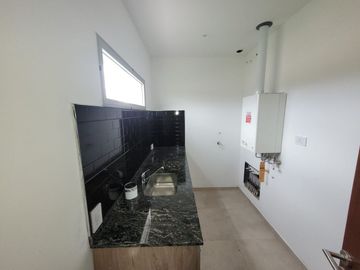 CASA 3 DORMITORIOS 3 BAÑOS B° ALBA DE TANQAY