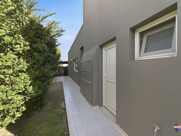Venta Casa una planta Barrio La Montura