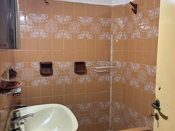 Venta casa de pasillo 2 dormitorios