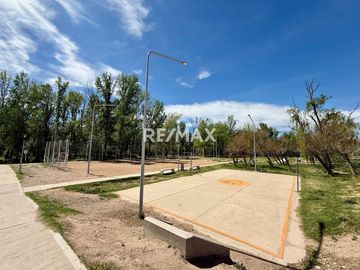 Casa 2 dormitorios en venta B° Costa Río