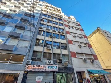 OFICINA EN VENTA EN TRIBUNALES
