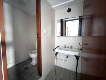VENTA 98M2 DE OFICINAS COMERCIALES CENTRO