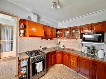 Venta de casa en barrio norte con jardin