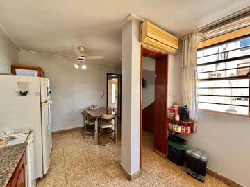 Venta de casa en barrio norte con jardin