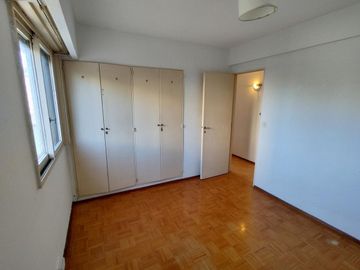 VENTA 4 AMB 2 BAÑOS LIVING 3 HAB CON PLACARD