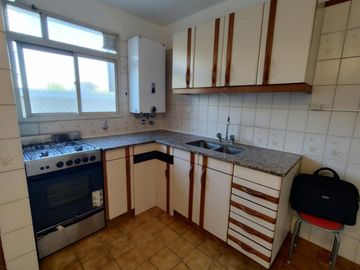VENTA 4 AMB 2 BAÑOS LIVING 3 HAB CON PLACARD