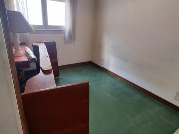 VENTA PH SIN EXPENSAS 4 DORMITORIOS COCHERA JARDIN
