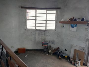 VENTA PH SIN EXPENSAS 4 DORMITORIOS COCHERA JARDIN