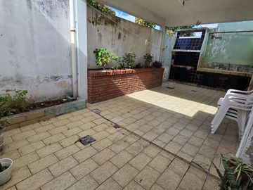CASA EN VENTA EN BLOQUE LA PLATA