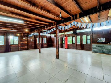 SALON DE EVENTOS EN VENTA MANUEL B. GONNET