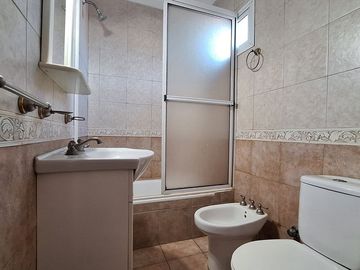 VENTA PH DE 3 AMB CON TERRAZA. LANÚS. APTO CREDITO