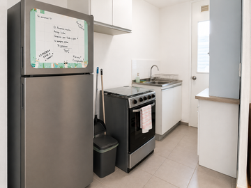 LINDO DEPARTAMENTO DOS DORMITORIOS CON BALCON TCOS VIEJOS