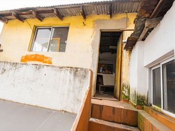 VENTA LOTE VILLA URQUIZA.-